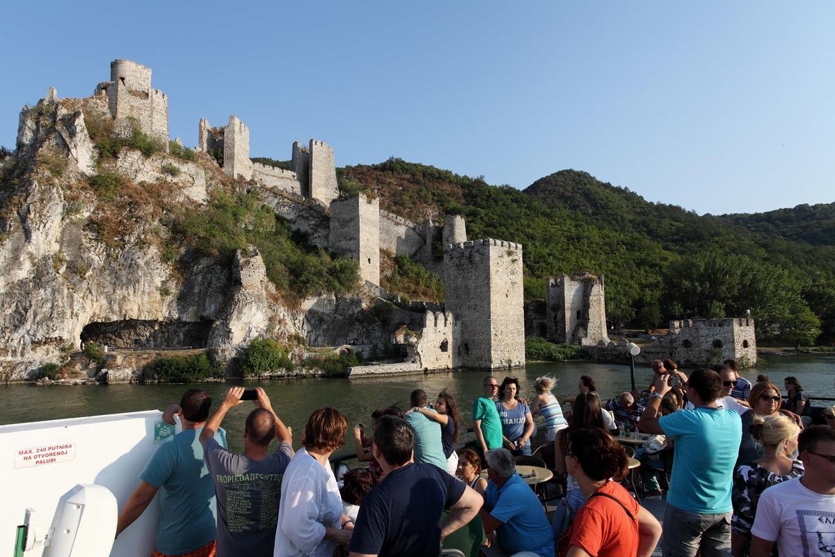Golden Danube Panzió Veliko Gradište Kültér fotó